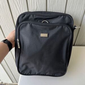 Land Rover Black Collapsible Duffel Tote Travel Bag with Shoulder Strap